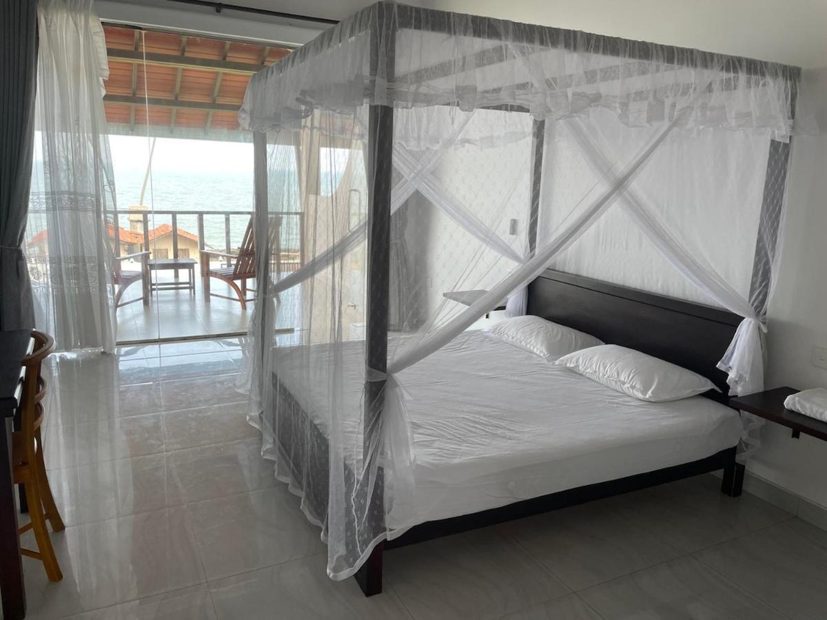 Isamar Front Beach Marawila Exterior foto